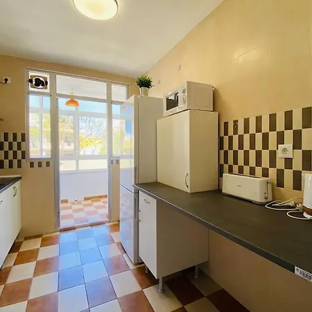 Almirante 1º Linea De Playa Con Parking Apartamento