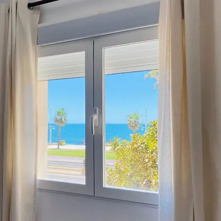 Almirante 1º Linea De Playa Con Parking Apartment *